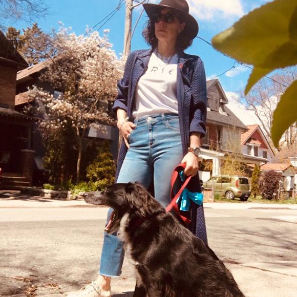 Meet your Posher, Lisa - Picture 1 of 1